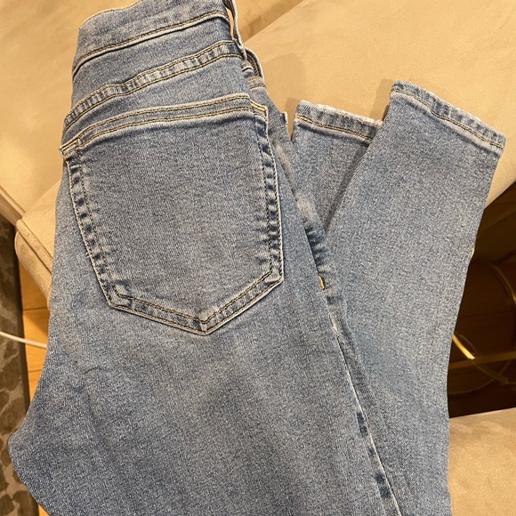 Jeans - Picture 1 of 5